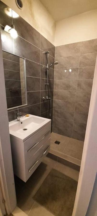 Merey Apartment Szeged Bagian luar foto